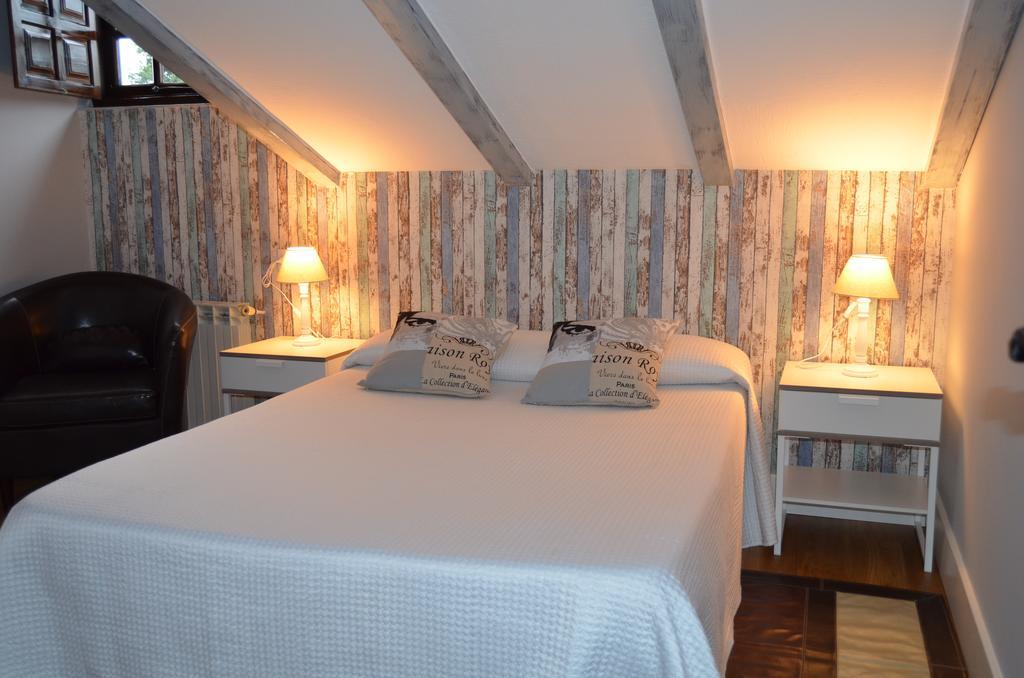 Posada Real La Montanesa Corrales De Buelna Quarto foto